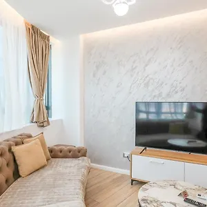 Premium In The Center , Tirana Albanië