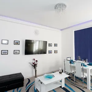 https://clifton-bespoke-serviced-apartments.yorkshirehotels.net